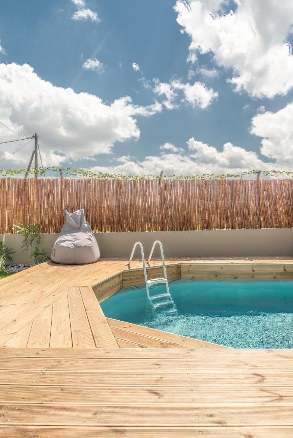 Modern House With Pool Near Beach Gazi Luaran gambar