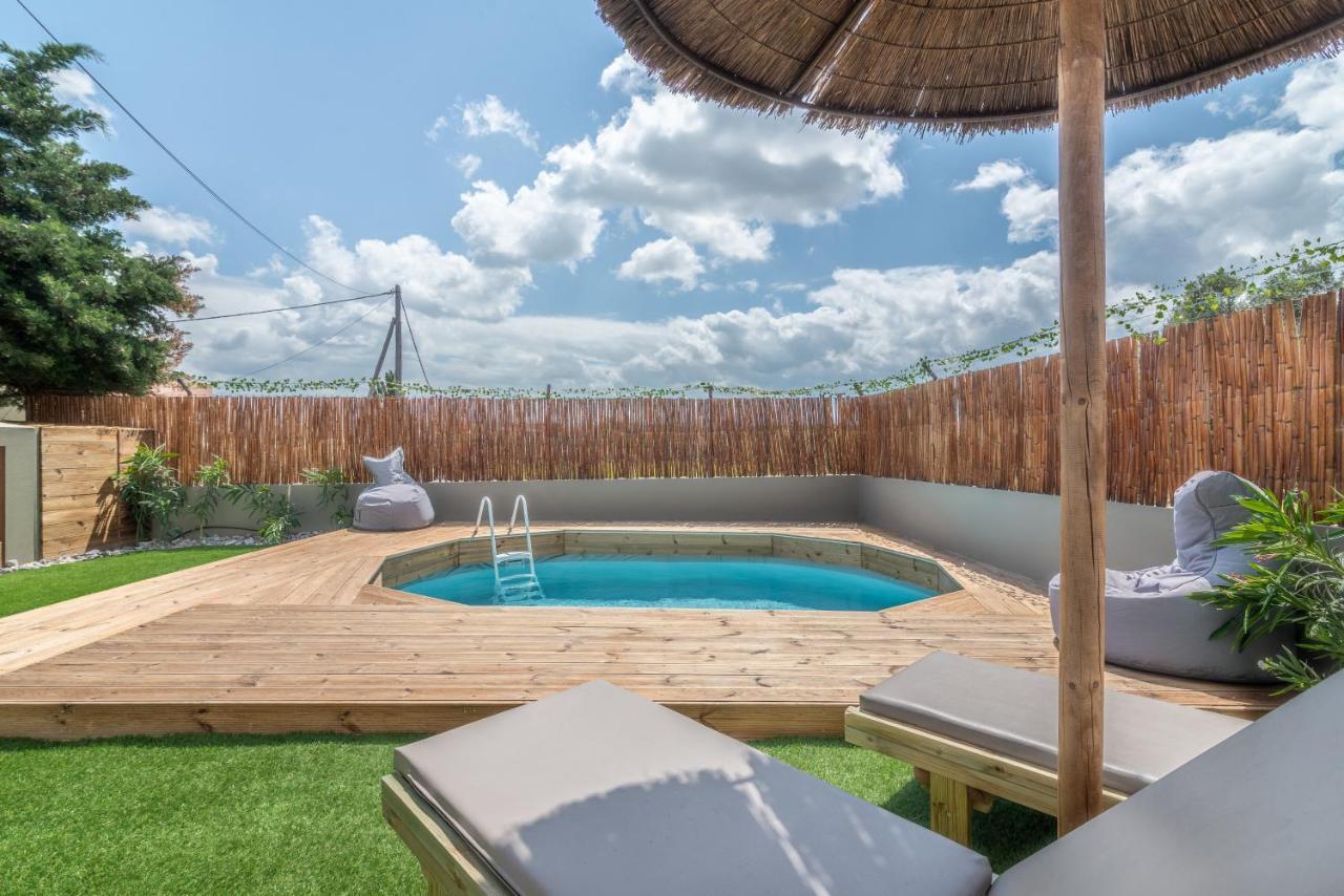 Modern House With Pool Near Beach Gazi Luaran gambar